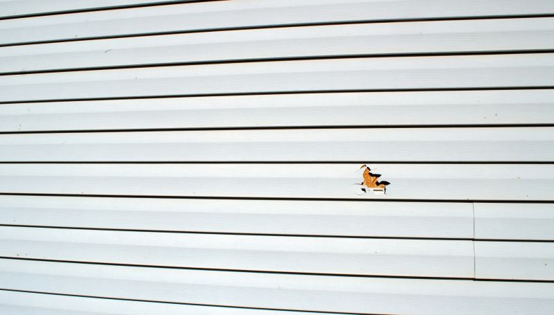 Fixing Cracked Vinyl Siding